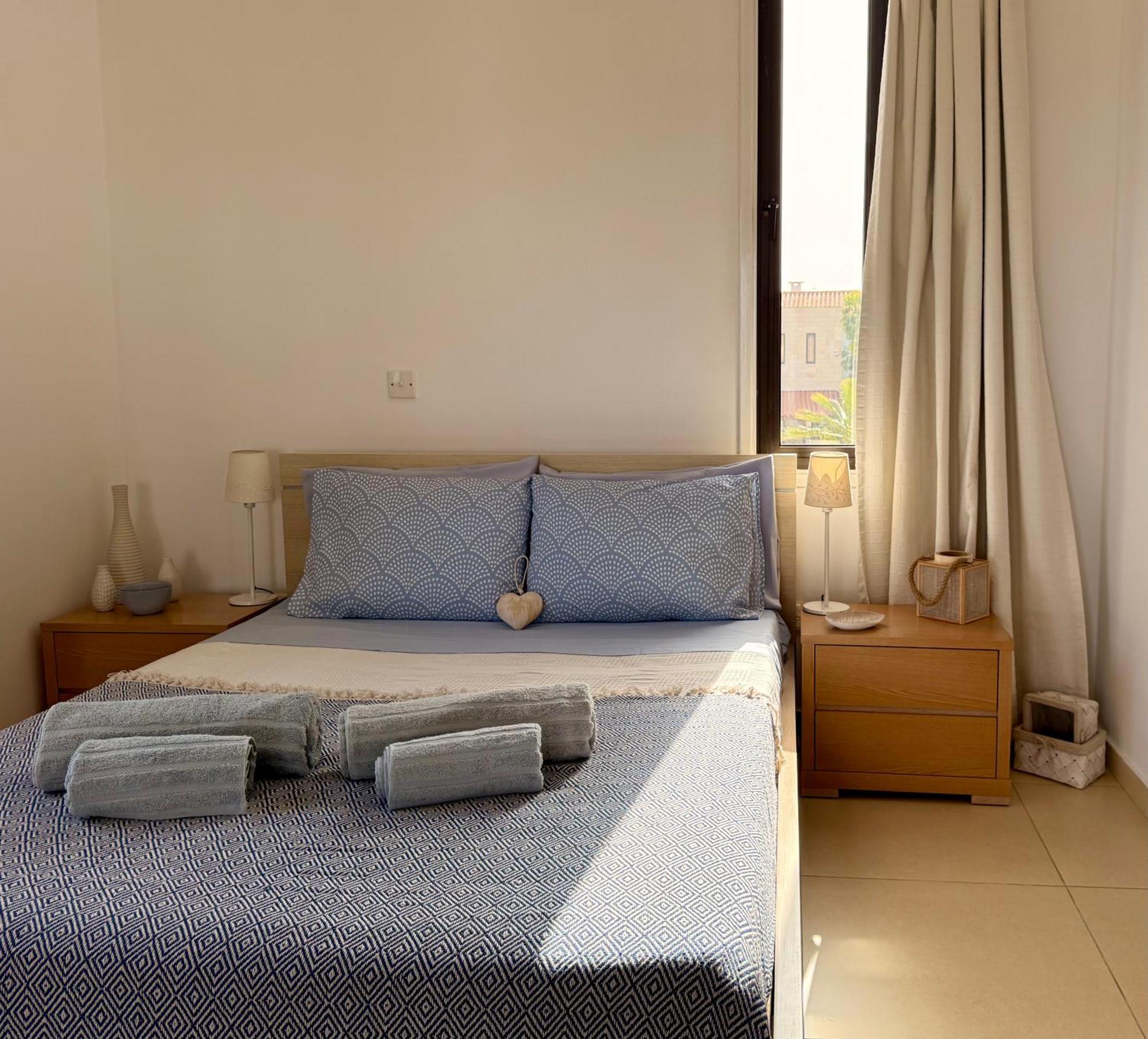 Villa Hera Agios Theodoros Екстериор снимка
