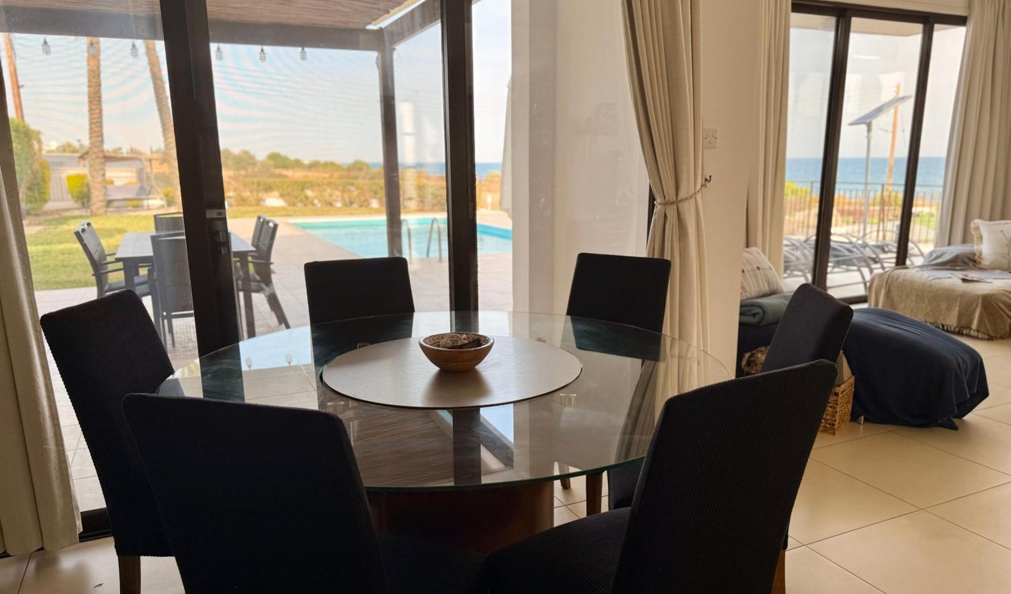 Villa Hera Agios Theodoros Екстериор снимка